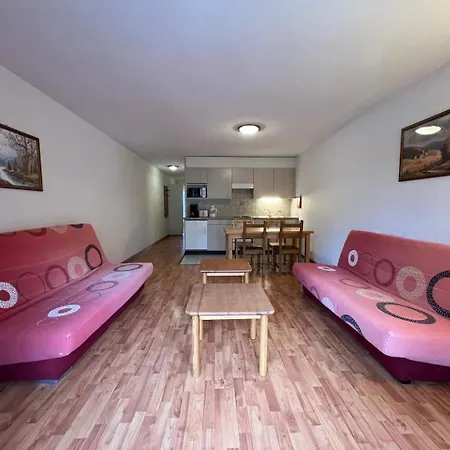 Apartment 4 People With Terrace *