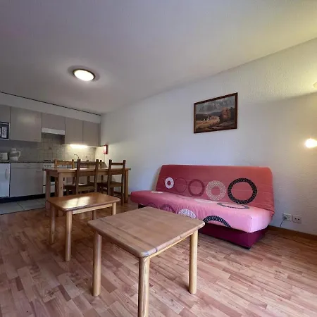 4 People With Terrace Apartment Vionnaz